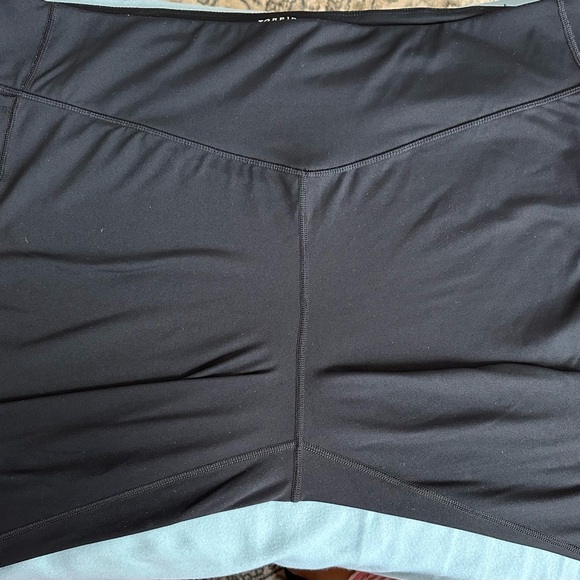 Torrid Size 4 Performance Core Capri Active Legging With Side Pockets - Picture 6 of 9